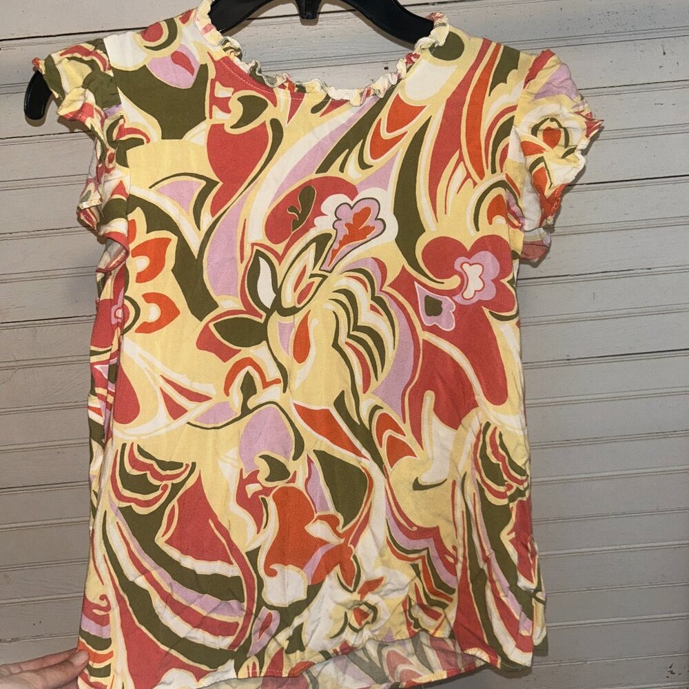 Small Emily Wonder peach swirl ruffle top tank top blouse